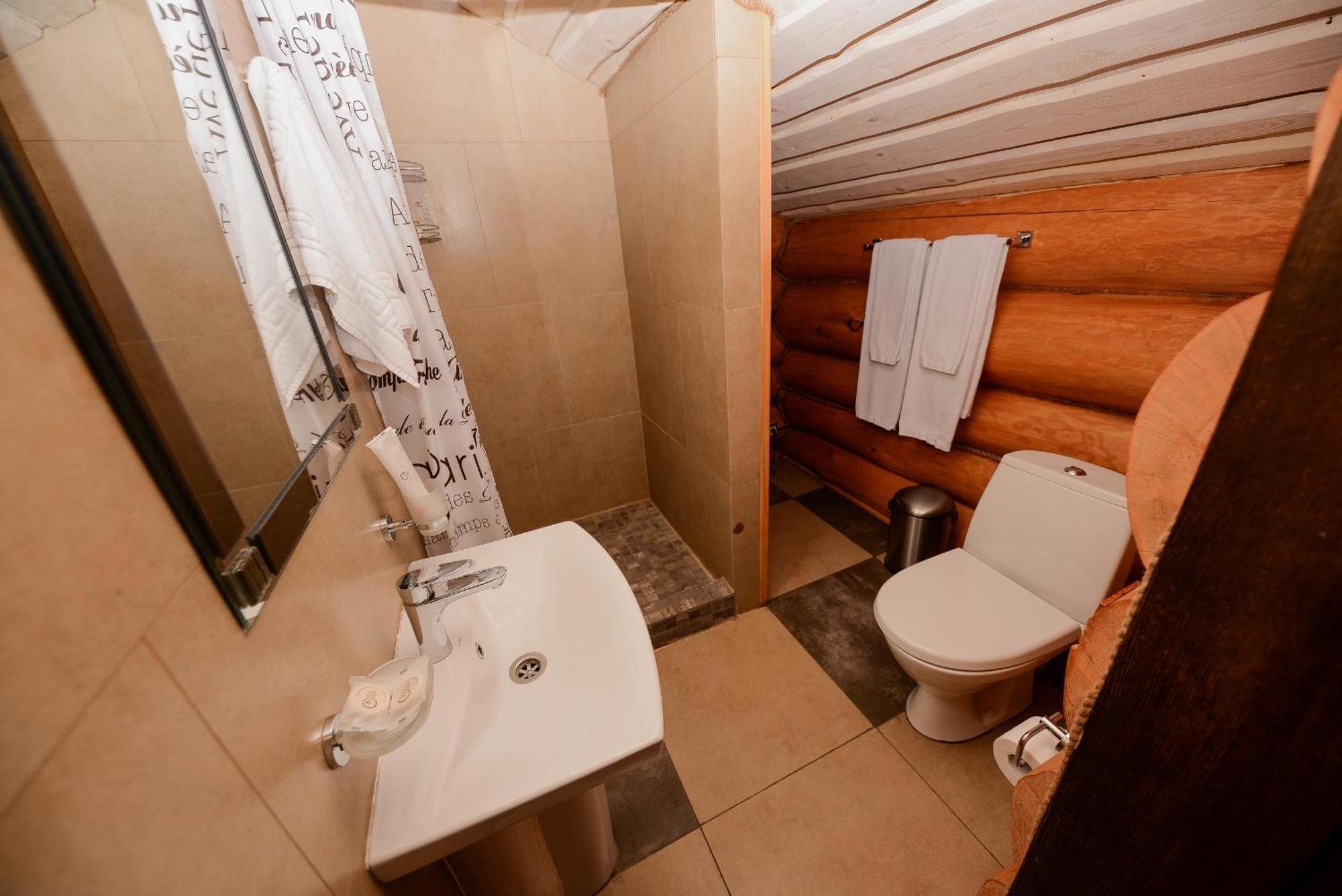 Resort Stariy Prud Pilipovicsi Kültér fotó